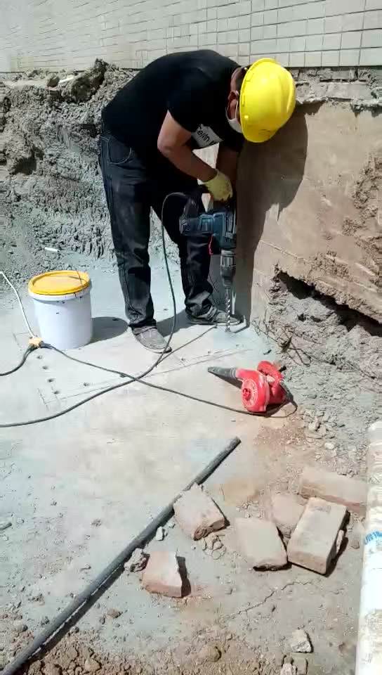 乌兰察布新旧混凝土植筋连接加固